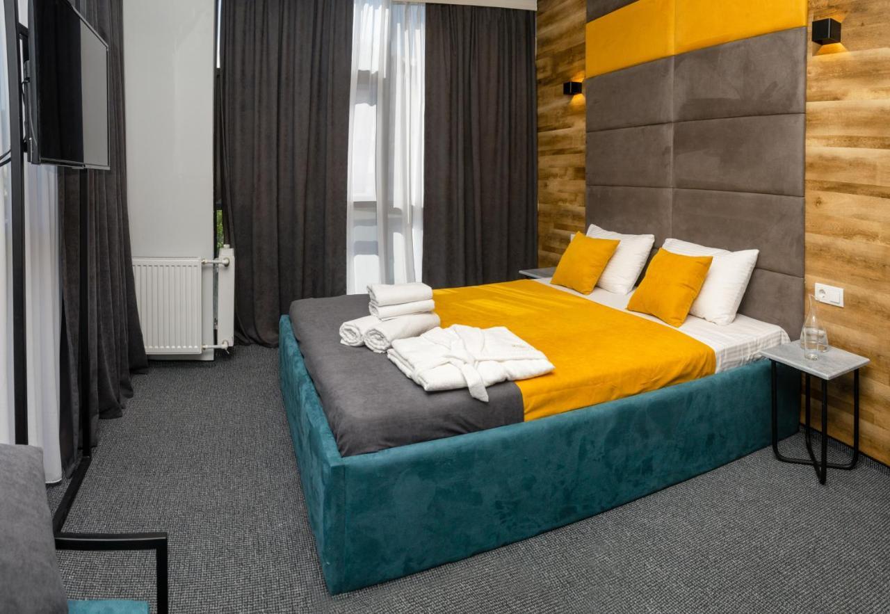 BG Palace Hotel Tiflis Exterior foto